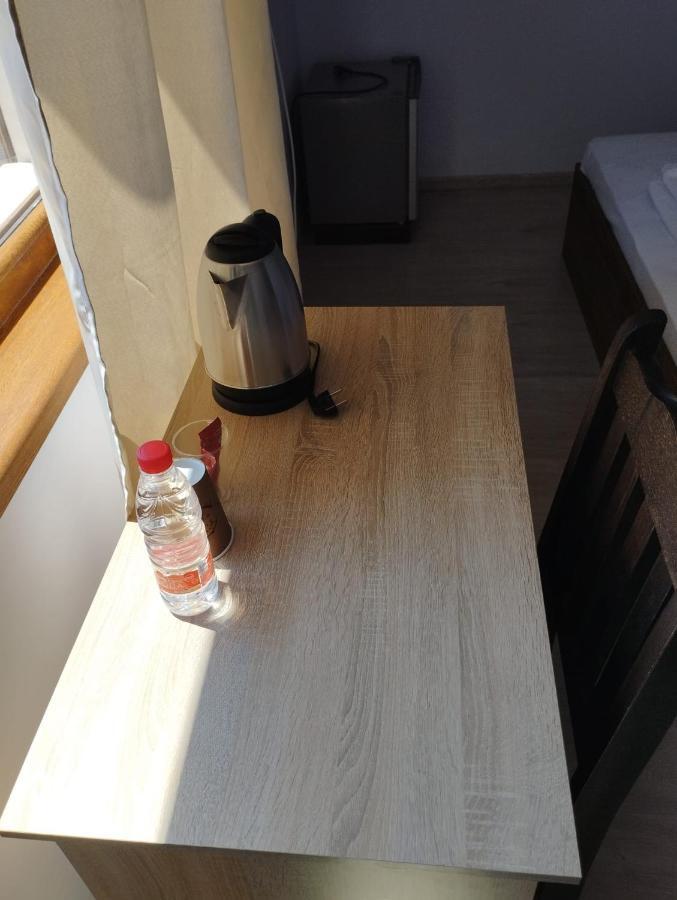 Alfa Guest Rooms With Parking Varna Exterior photo